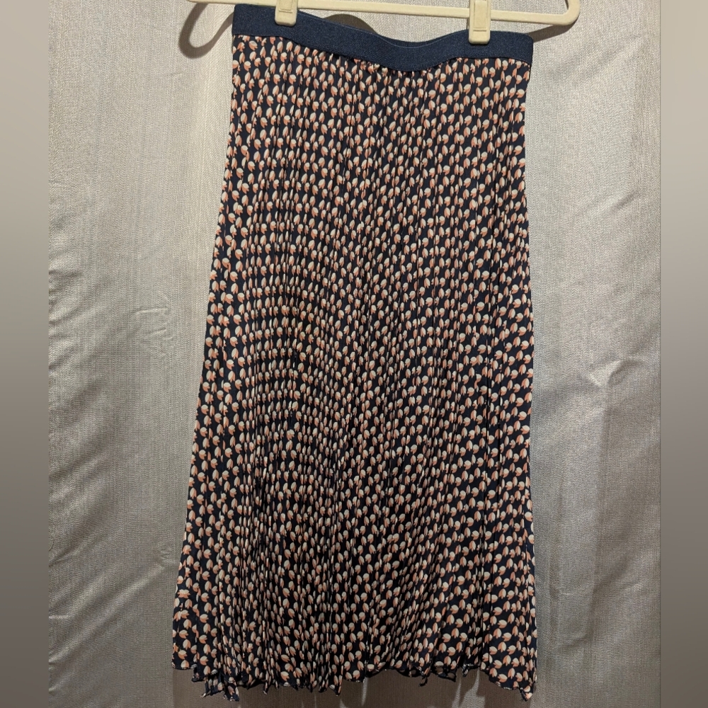 Max Studio Black and Cream A-Line Skirt